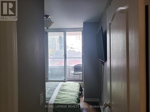 515 - 5 Rosehill Avenue, Toronto, ON - Indoor Photo Showing Other Room