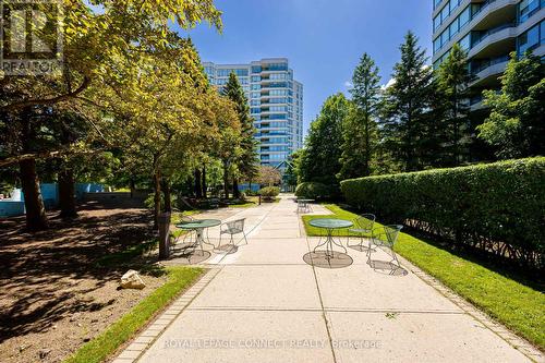 Ph214 - 120 Promenade Circle, Vaughan, ON - Outdoor