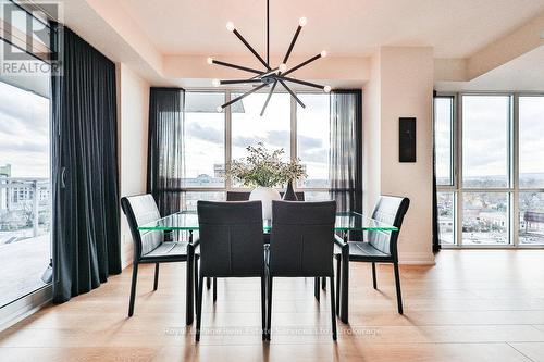 807 - 2025 Maria Street, Burlington (Brant), ON - Indoor Photo Showing Dining Room