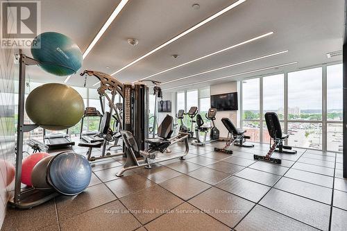 807 - 2025 Maria Street, Burlington (Brant), ON - Indoor Photo Showing Gym Room