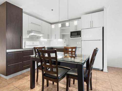 Kitchen - 313-5650 Boul. Henri-Bourassa, Québec (Charlesbourg), QC - Indoor Photo Showing Dining Room