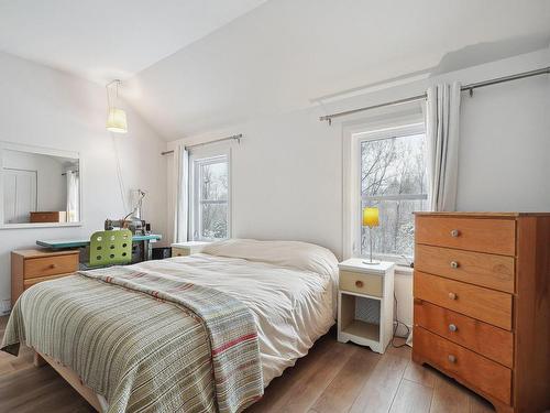 Chambre Ã Â coucher - 185 Rue Michel, Mont-Saint-Hilaire, QC - Indoor Photo Showing Bedroom