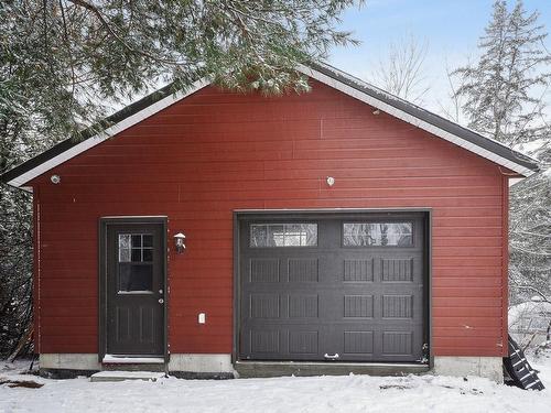 Garage - 185 Rue Michel, Mont-Saint-Hilaire, QC - Outdoor With Exterior