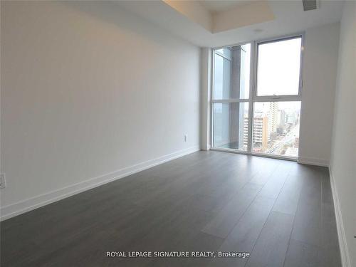 1613-125 Redpath Ave, Toronto, ON - Indoor Photo Showing Other Room