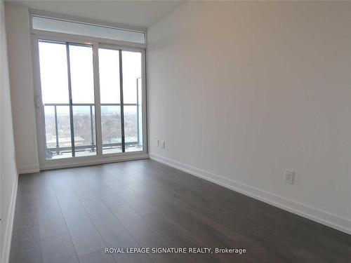 1613-125 Redpath Ave, Toronto, ON - Indoor Photo Showing Other Room