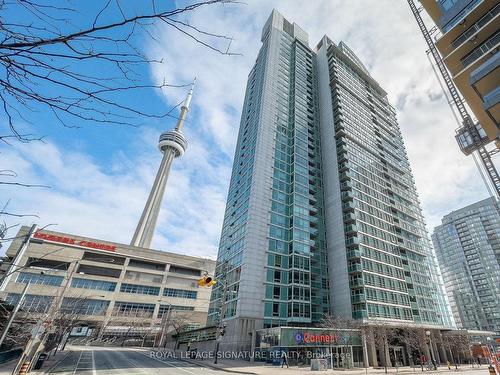 3502-81 Navy Wharf Crt, Toronto, ON - Outdoor With Facade