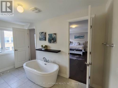 79 Forest Edge Crescent, East Gwillimbury, ON - Indoor Photo Showing Bathroom