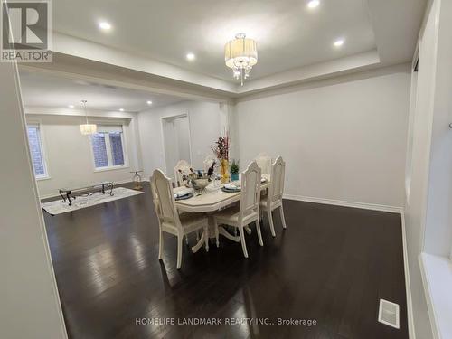 79 Forest Edge Crescent, East Gwillimbury, ON - Indoor Photo Showing Dining Room