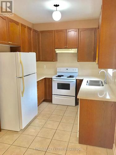 6 Fishing Crescent, Brampton, ON - Indoor Photo Showing Kitchen With Double Sink