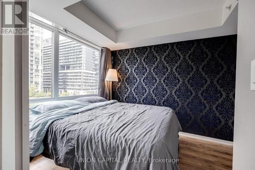 402 - 20 Joe Shuster Way, Toronto, ON - Indoor Photo Showing Bedroom