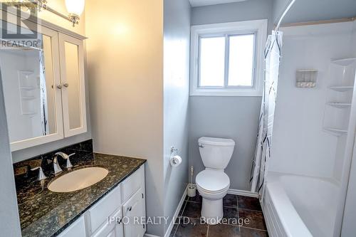 Upper - 801 Batory Avenue, Pickering, ON - Indoor Photo Showing Bathroom