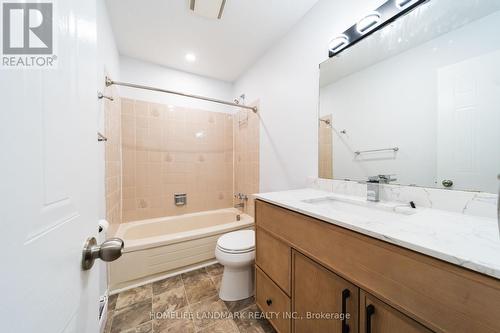 1606 Norwill Crescent, Oshawa, ON - Indoor Photo Showing Bathroom