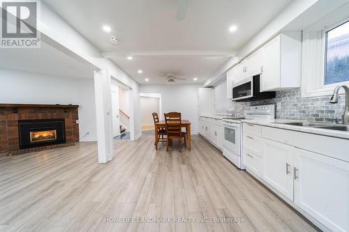 1606 Norwill Crescent, Oshawa, ON - Indoor Photo Showing Kitchen With Fireplace With Upgraded Kitchen