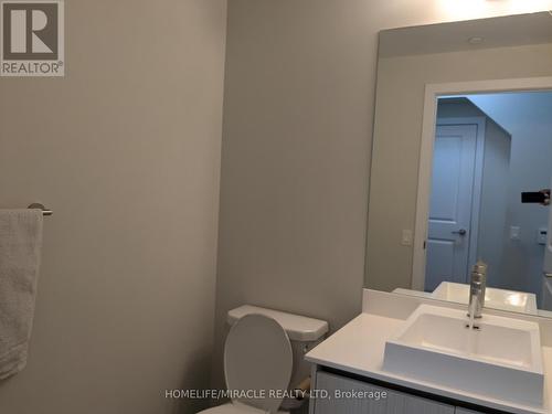 109 - 251 Manitoba Street, Toronto, ON - Indoor Photo Showing Bathroom