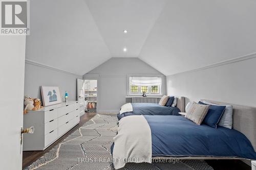 17 Indian Grove, Toronto, ON - Indoor Photo Showing Bedroom