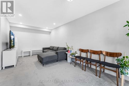 74 Feathertop Lane, Ottawa, ON - Indoor Photo Showing Other Room