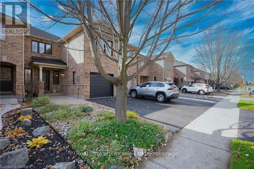 2493 Newcastle Crescent, Oakville (West Oak Trails), ON - Outdoor With Facade