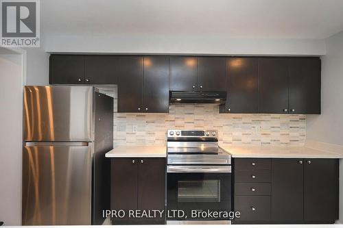 227 Slingsby Landing Lane, Milton, ON - Indoor Photo Showing Kitchen