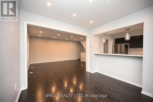 227 Slingsby Landing Lane, Milton, ON - Indoor Photo Showing Kitchen