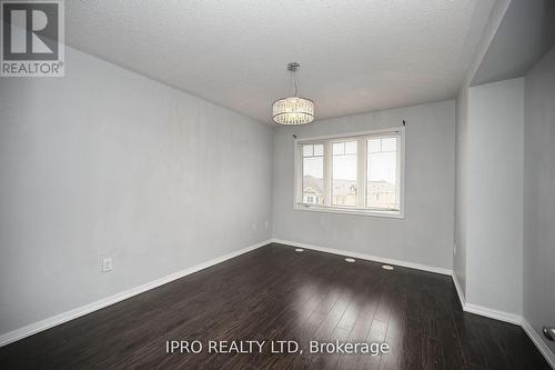 227 Slingsby Landing Lane, Milton, ON - Indoor Photo Showing Other Room