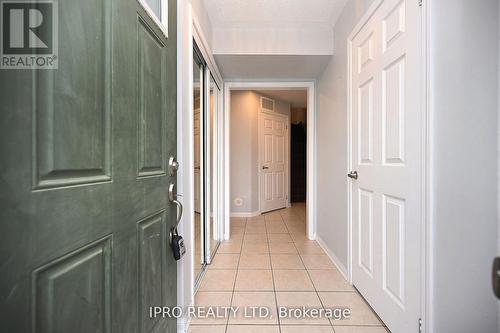 227 Slingsby Landing Lane, Milton, ON - Indoor Photo Showing Other Room