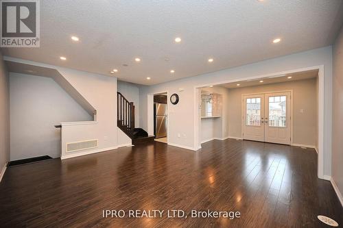 227 Slingsby Landing Lane, Milton, ON - Indoor Photo Showing Other Room