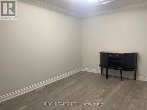 27 Silver Arrow Crescent, Vaughan, ON - Indoor Photo Showing Other Room