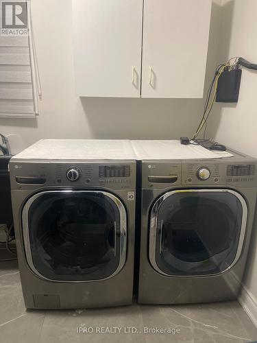 27 Silver Arrow Crescent, Vaughan, ON - Indoor Photo Showing Laundry Room