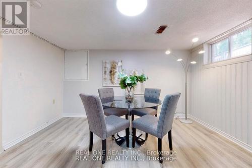 105 Aurora Heights Drive, Aurora, ON - Indoor Photo Showing Dining Room