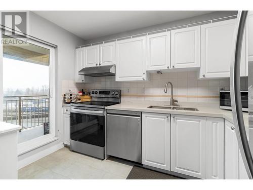 503 1310 Cariboo Street, New Westminster, BC - Indoor Photo Showing Kitchen