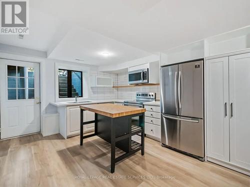 238 Garden Avenue, Toronto, ON - Indoor Photo Showing Kitchen