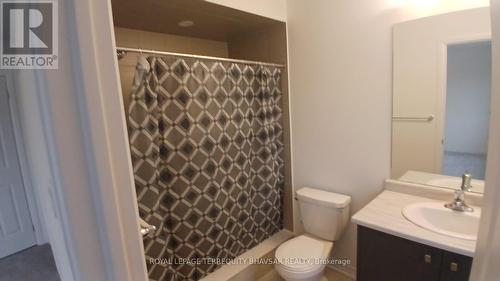 85 Velvet Way, Thorold, ON - Indoor Photo Showing Bathroom