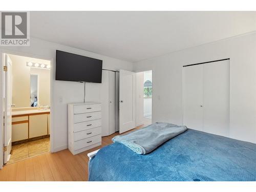 1419 Highland Drive, Castlegar, BC - Indoor Photo Showing Bedroom