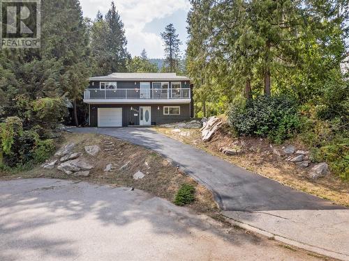 1419 Highland Drive, Castlegar, BC - Outdoor