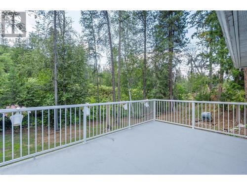 1419 Highland Drive, Castlegar, BC - Outdoor