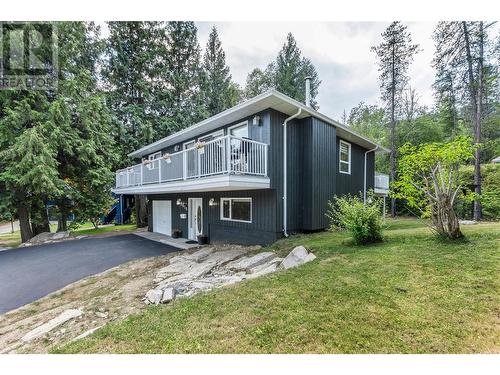 1419 Highland Drive, Castlegar, BC - Outdoor