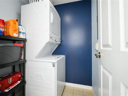 106-2525 Fitzgerald Ave, Courtenay, BC - Indoor Photo Showing Laundry Room