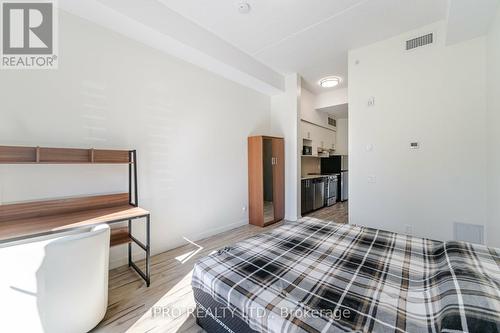 108 - 77 Leland Street, Hamilton, ON - Indoor Photo Showing Bedroom