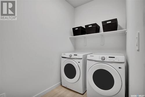 413 Germain Manor, Saskatoon, SK - Indoor Photo Showing Laundry Room