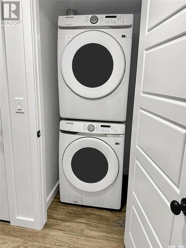 413 Germain Manor, Saskatoon, SK - Indoor Photo Showing Laundry Room