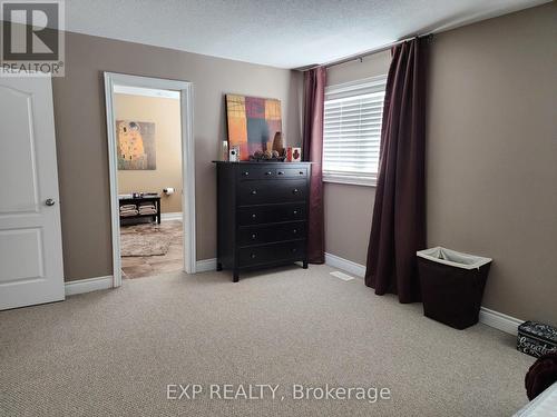 2045 Queensbury Drive, Oshawa, ON - Indoor Photo Showing Bedroom