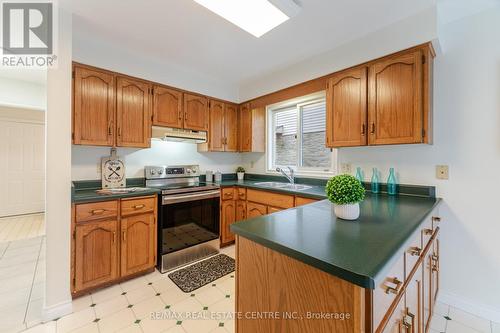 257 York Road, Hamilton, ON - Indoor Photo Showing Kitchen