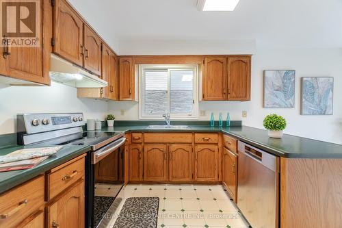 257 York Road, Hamilton, ON - Indoor Photo Showing Kitchen