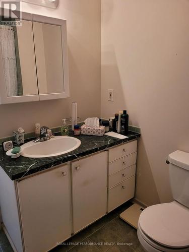 612 - 915 Elmsmere Road, Ottawa, ON - Indoor Photo Showing Bathroom