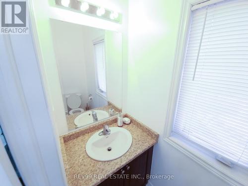 63 Lorenzo Circle, Brampton, ON - Indoor Photo Showing Bathroom