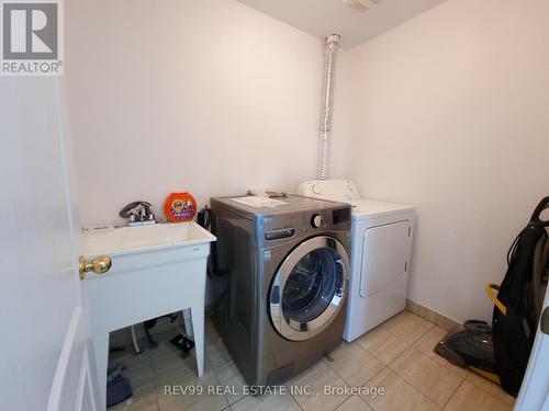 63 Lorenzo Circle, Brampton, ON - Indoor Photo Showing Laundry Room