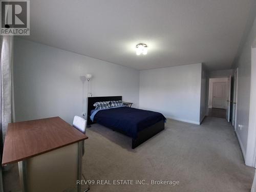 63 Lorenzo Circle, Brampton, ON - Indoor Photo Showing Bedroom