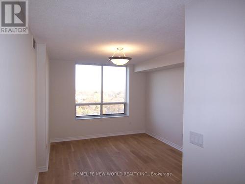 1716 - 18 Sommerset Way, Toronto, ON - Indoor Photo Showing Other Room