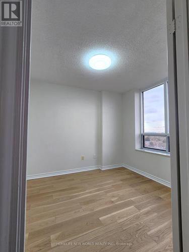 1716 - 18 Sommerset Way, Toronto, ON - Indoor Photo Showing Other Room