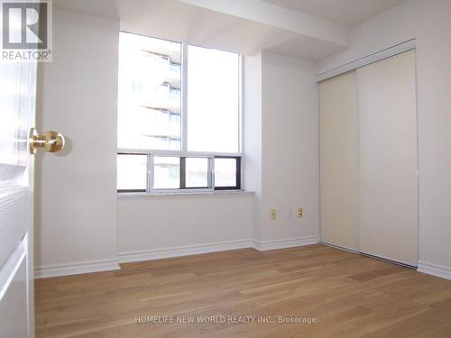 1716 - 18 Sommerset Way, Toronto, ON - Indoor Photo Showing Other Room